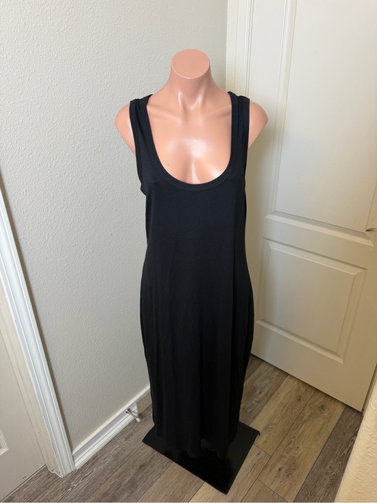 Tommy Bahama Dresses & Skirts - Tommy Bahama Black Sleeveless Scoop Neck Maxi Dress